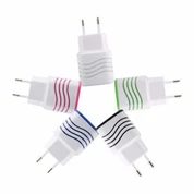 Iċċarġjar Mgħaġġel 2 Portijiet Adapter tal-Ħajt Ċarġer tal